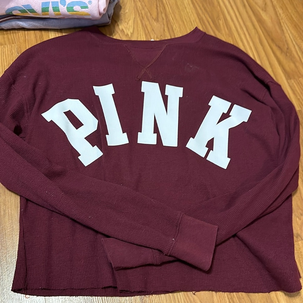 vs pink long sleeve
